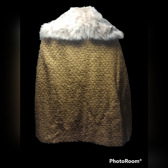 Vintage 100% Wool with Fur Jacket 🧥 no sleeves Size M - Picture 8 of 12